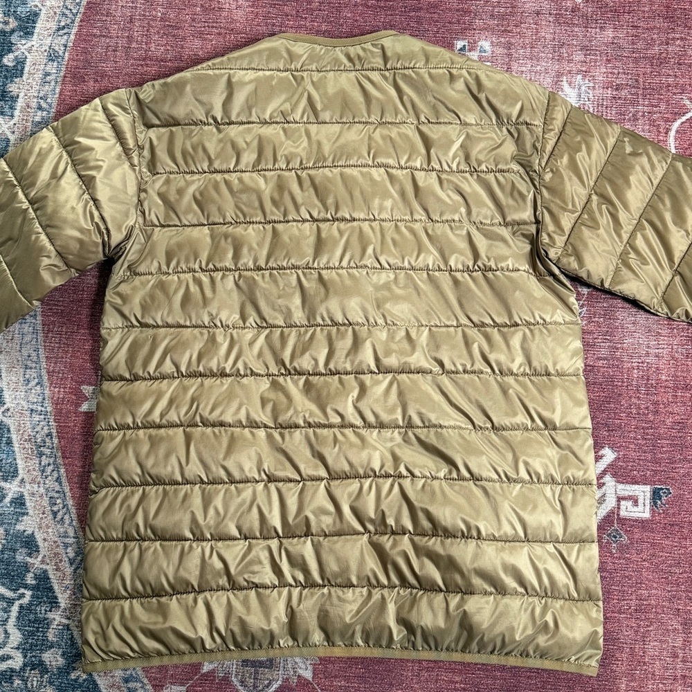 EVERLANE ReNew Channeled Liner Size Small - Picture 7 of 12